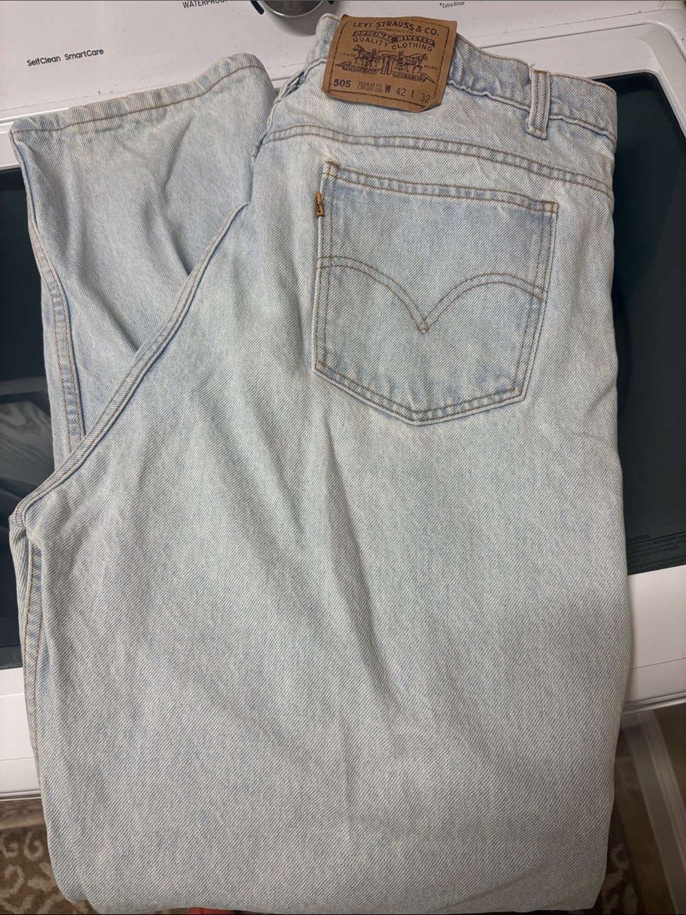 Levi's Light Blue Relaxed Fit Men's Jeans
